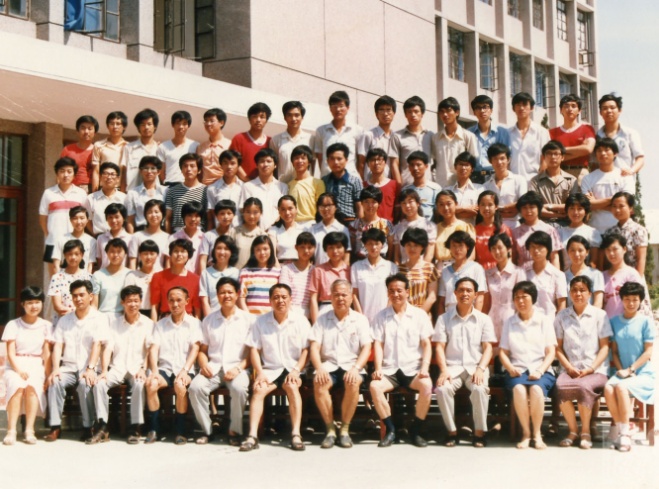 1981级_城建学院环境工程专业毕业照